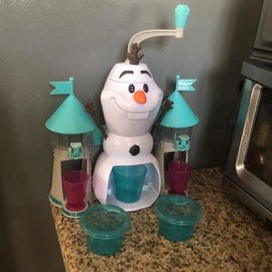 Disney Frozen Slushie maker